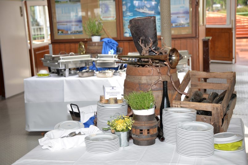 Chiemseeschifffahrt Eventcatering Prinzipal 03 805x536 - Chiemseeschifffahrt